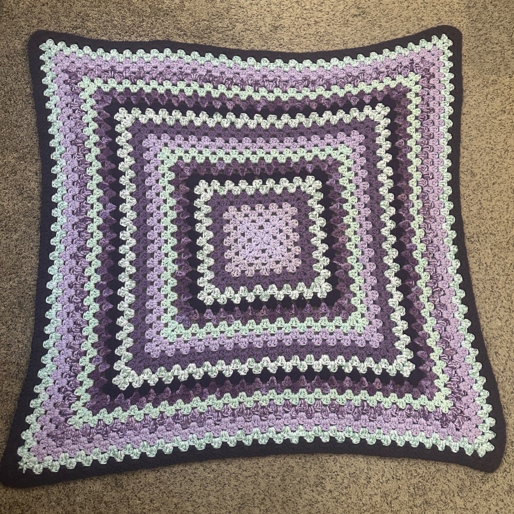 Crochet Granny Square Blanket Purple Mint‎ Green Throw 44x44 Vintage Style